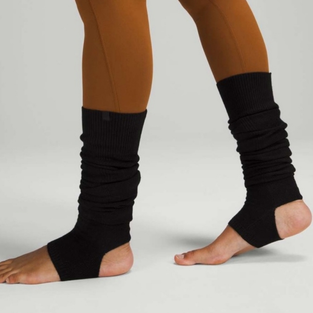 Lululemon Evolution Leg Warmers